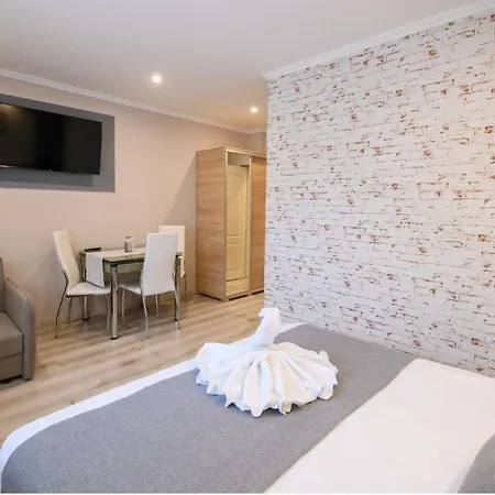 Jazmin Apartmanhaz Aparthotel *