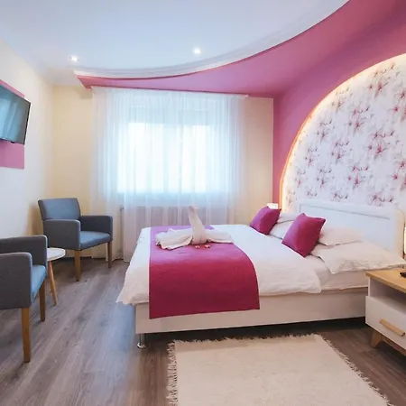 Hotel apartamentowy Jazmin Apartmanhaz
