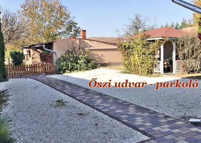 Jázmin Aparthotel 3*