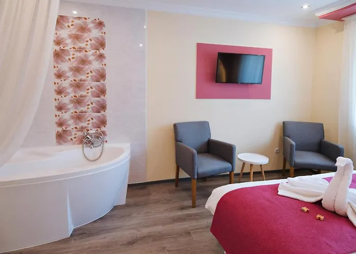 Jázmin Apartahotel 3*